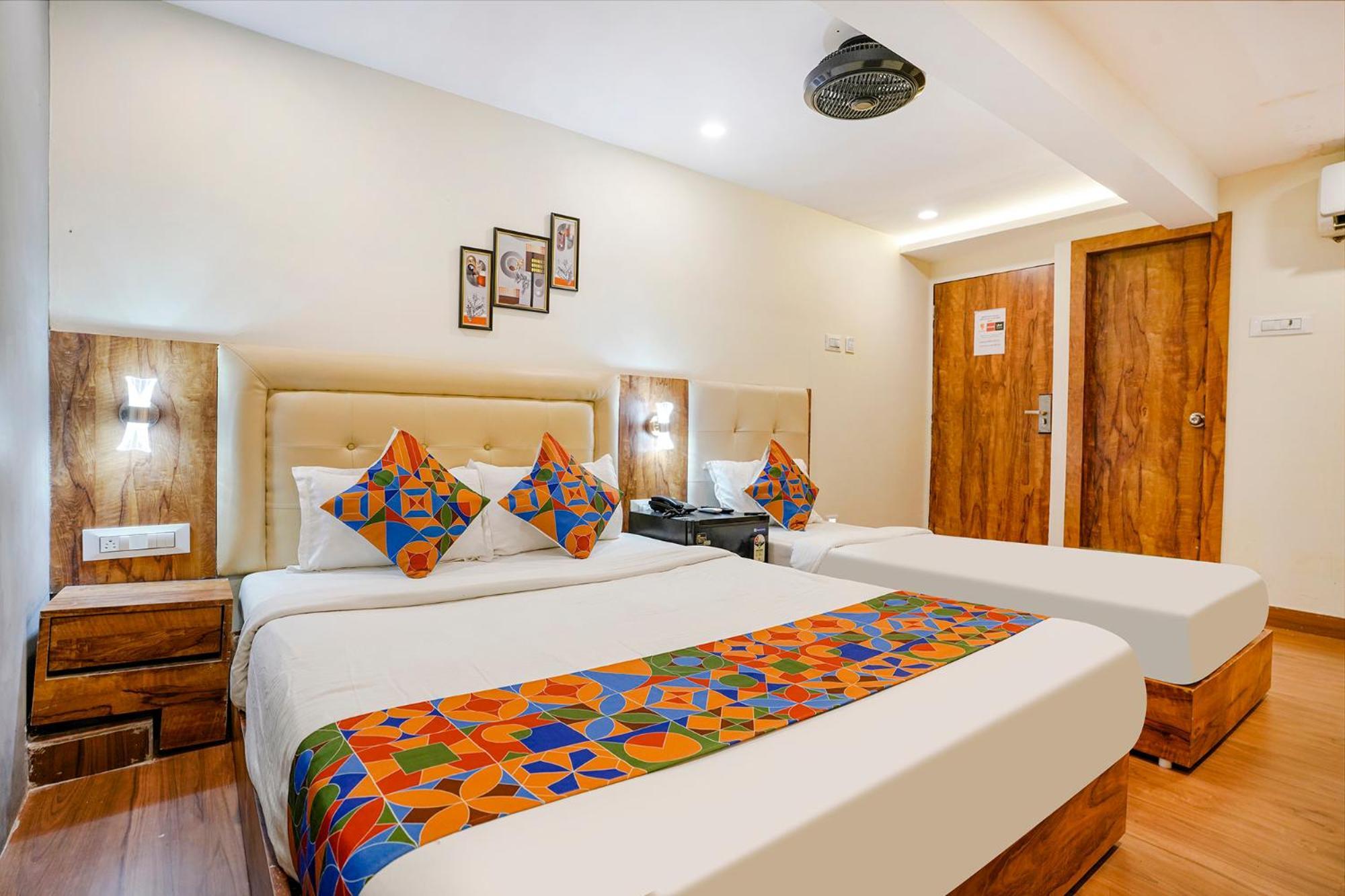 Fabhotel Grand Prime Nr Nesco Hotel Мумбаи Экстерьер фото