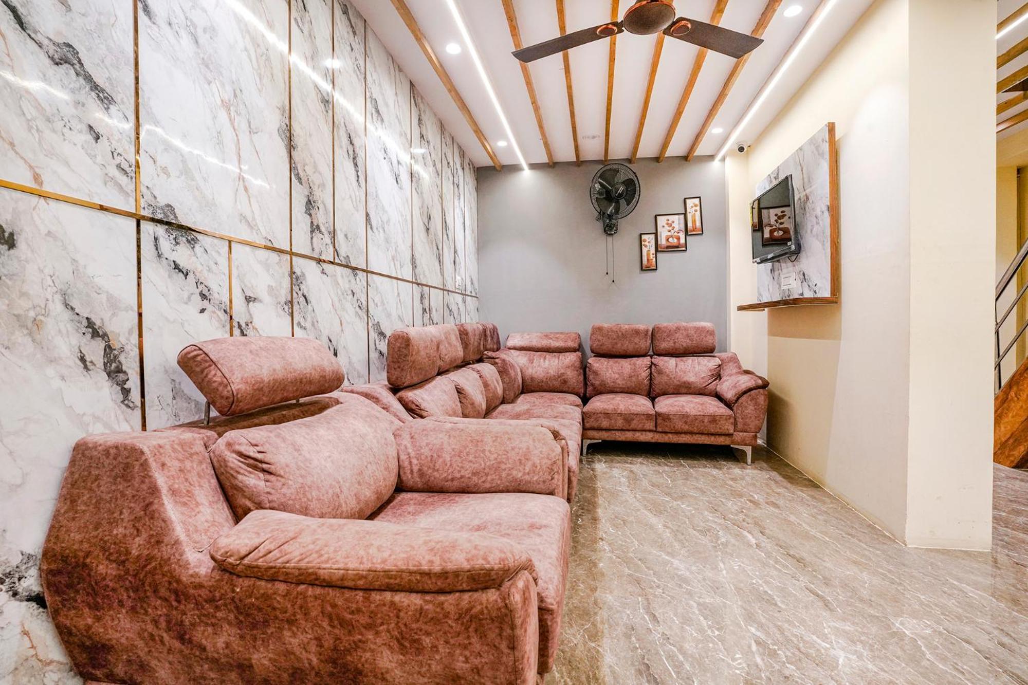 Fabhotel Grand Prime Nr Nesco Hotel Мумбаи Экстерьер фото